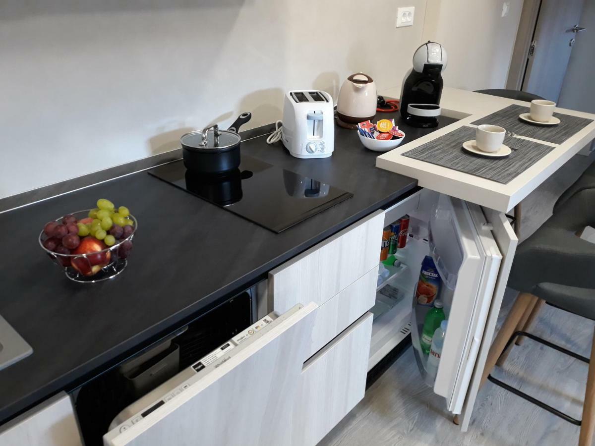 Center Apartment Dalu بولا المظهر الخارجي الصورة